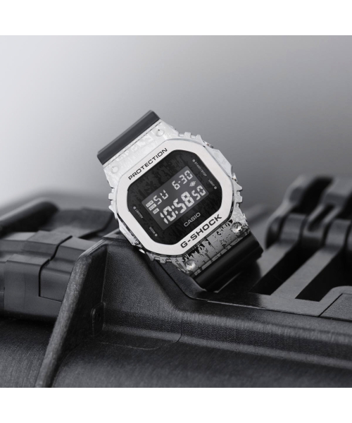 ���� Casio G-Shock GM-5600GC-1 #2