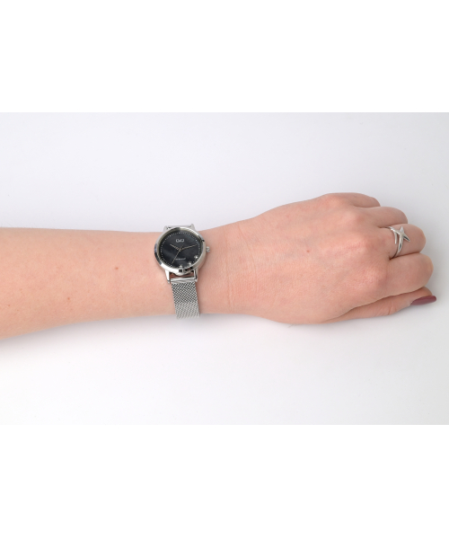 ���� Q&Q QZ57-212 #7