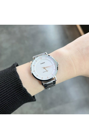 Casio LTP-VT04D-7A