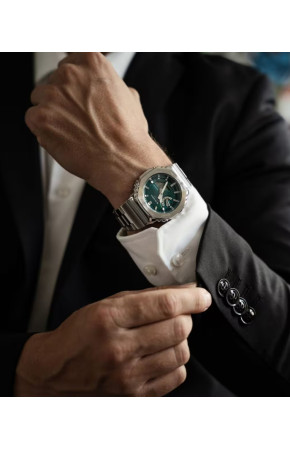 Casio G-Shock GM-2110D-8A