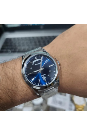 Casio MTP-1370D-2A2