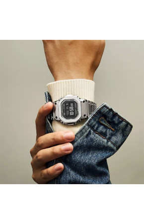 Casio G-Shock GMW-BZ5000D-1